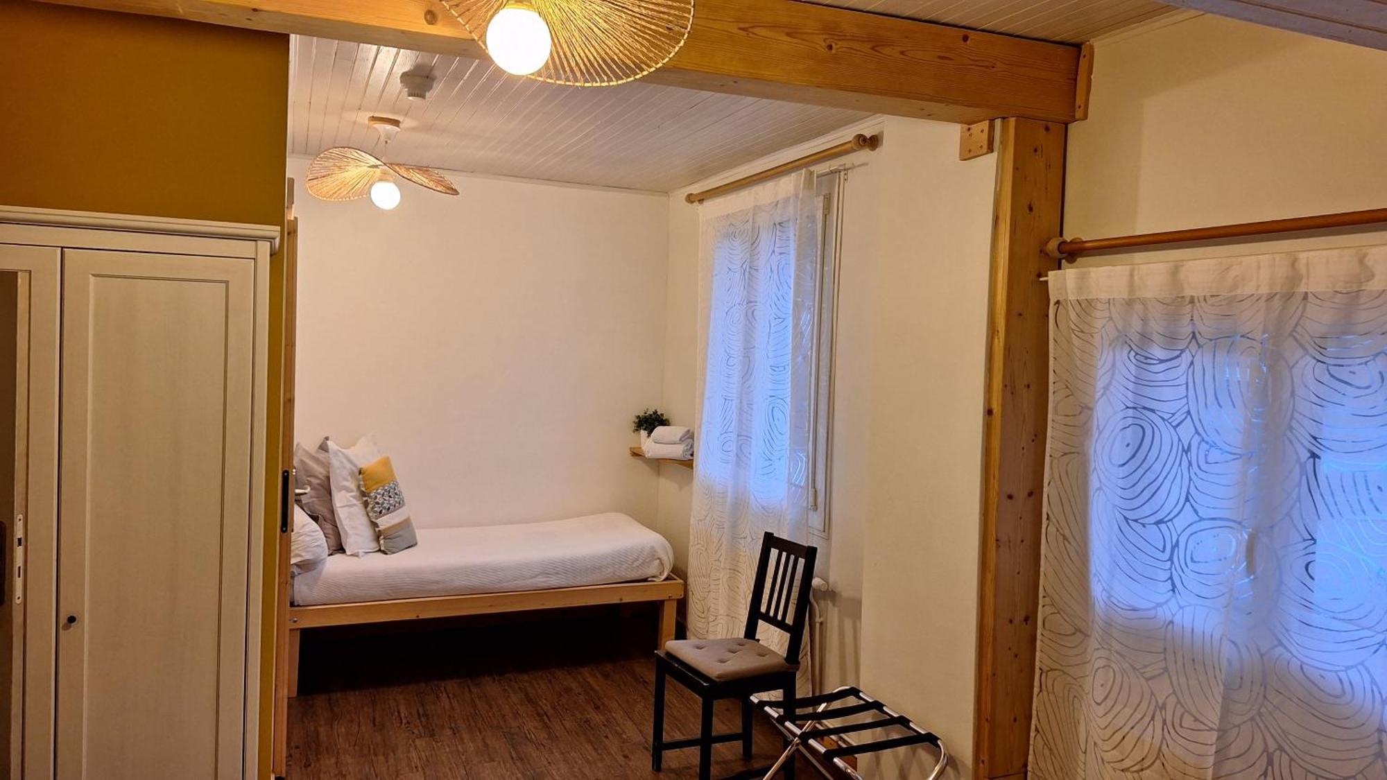 L' Edelweiss B&B Chambres D'Hotes Вальлуиз Экстерьер фото