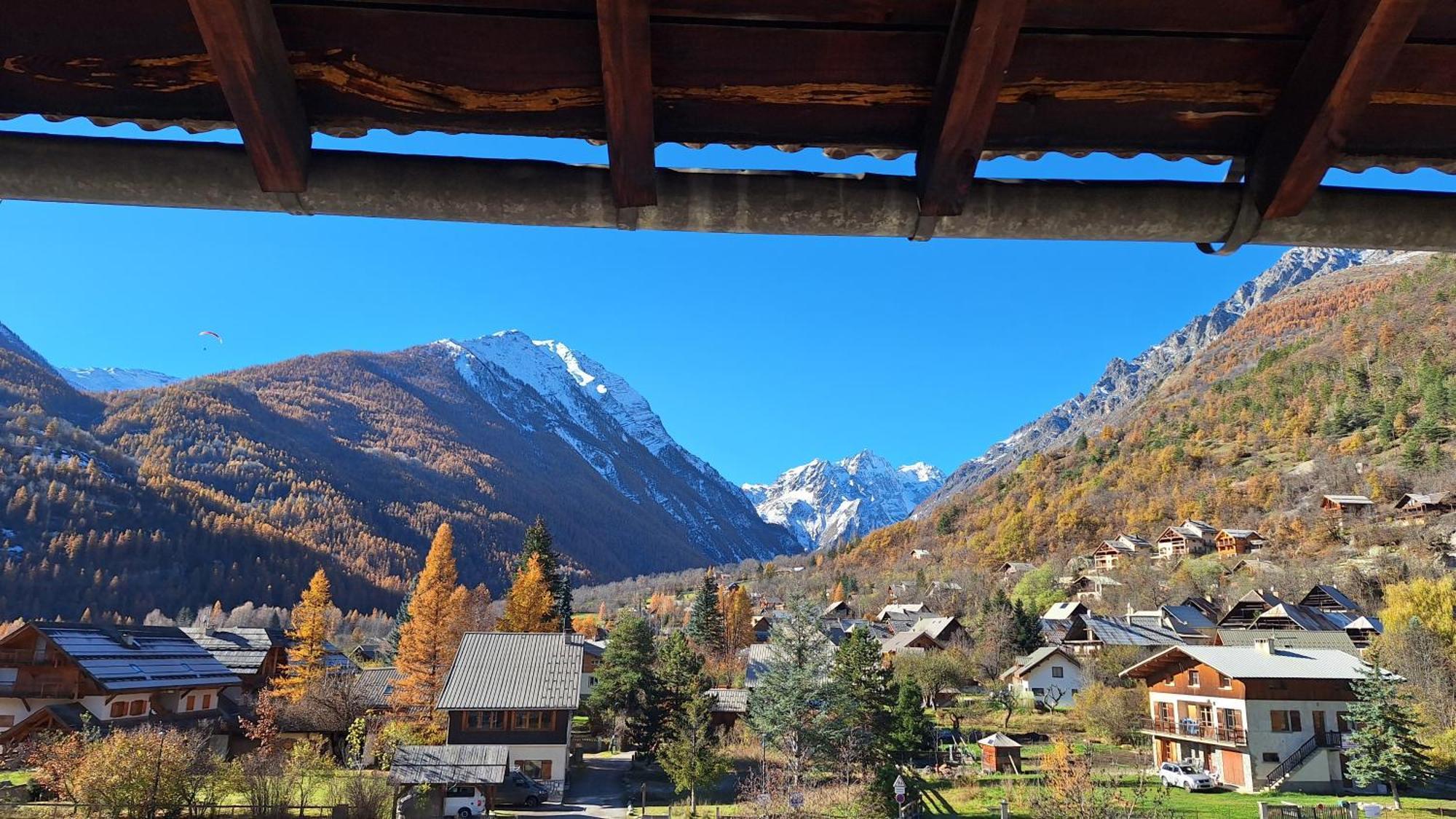L' Edelweiss B&B Chambres D'Hotes Вальлуиз Экстерьер фото